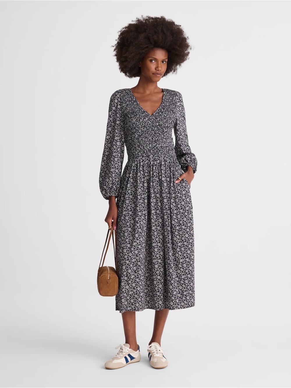 Madewell Smocked V-Neck Floral Midi Dress Classic Navy Size S NZ372